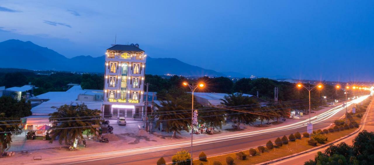 Thoi Binh Hotel Cam Lam Εξωτερικό φωτογραφία